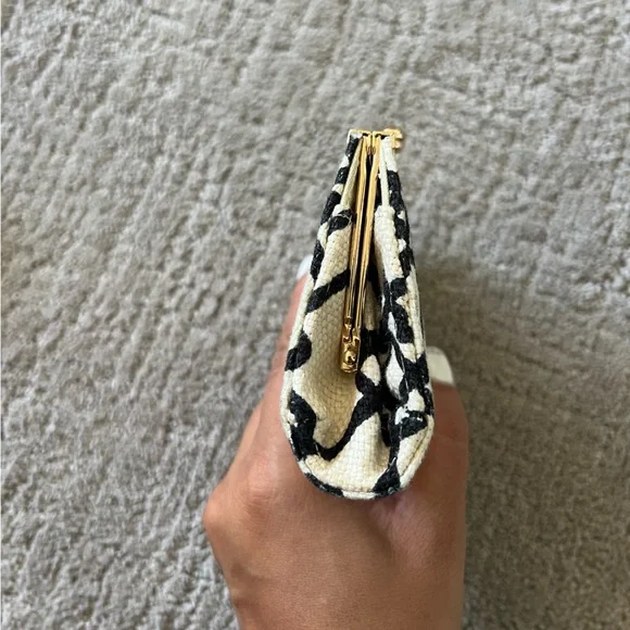 Spartina 449 Geometric Pattern Kisslock Coin Purse - Picture 4 of 10